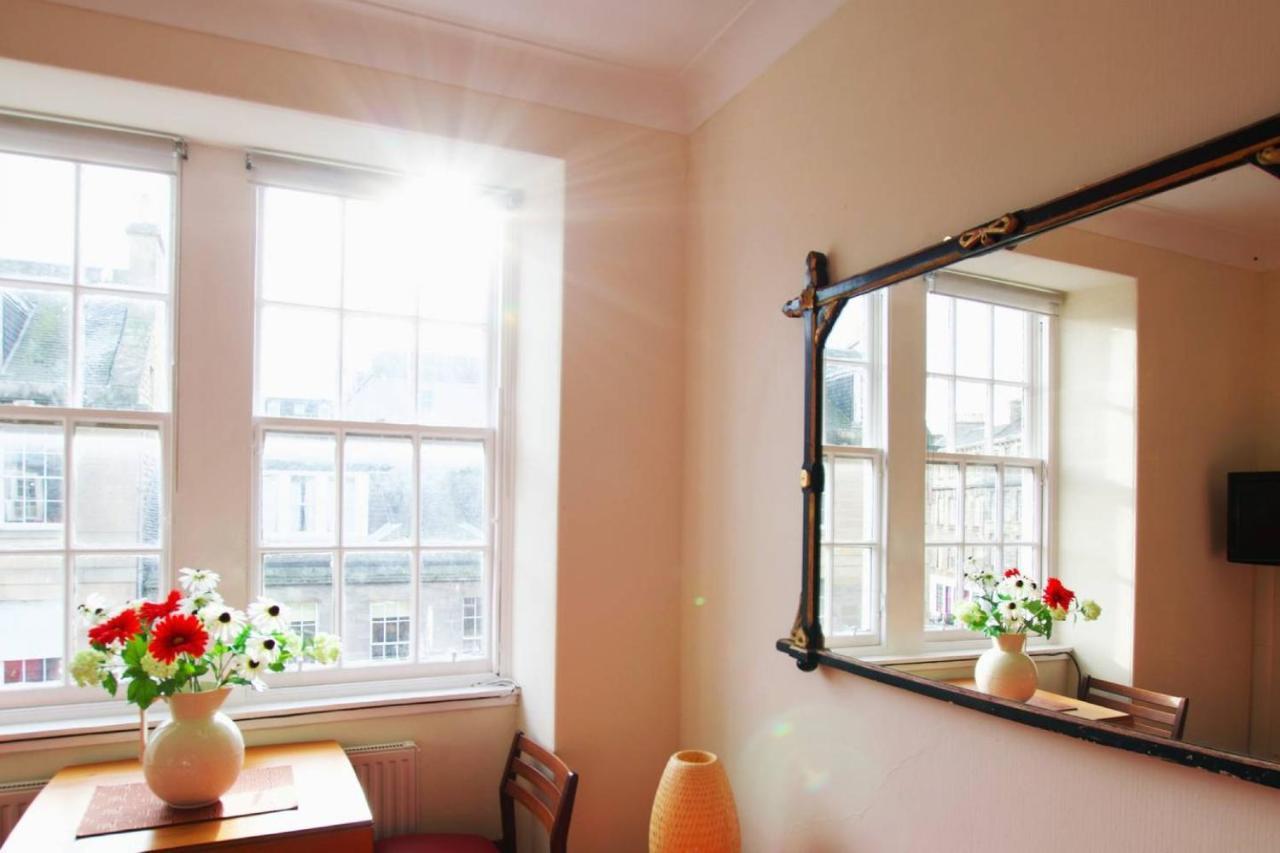 Joivy Bright Flat With Workspace In New Town Edinburgh Exterior foto